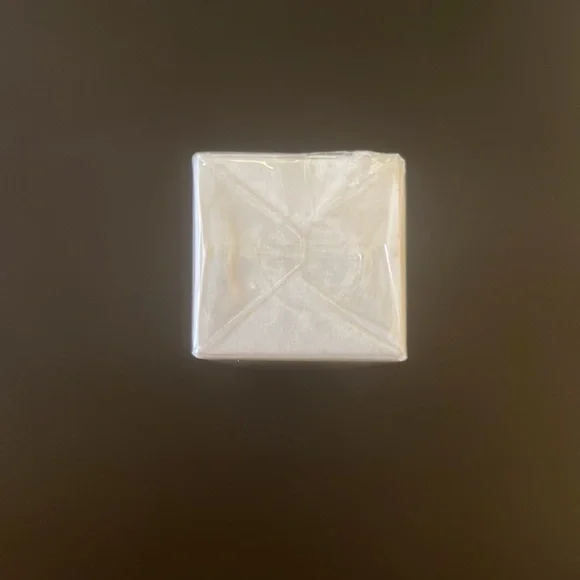 Monat REJUVENIQE OIL with free monat gift! - Picture 7 of 8